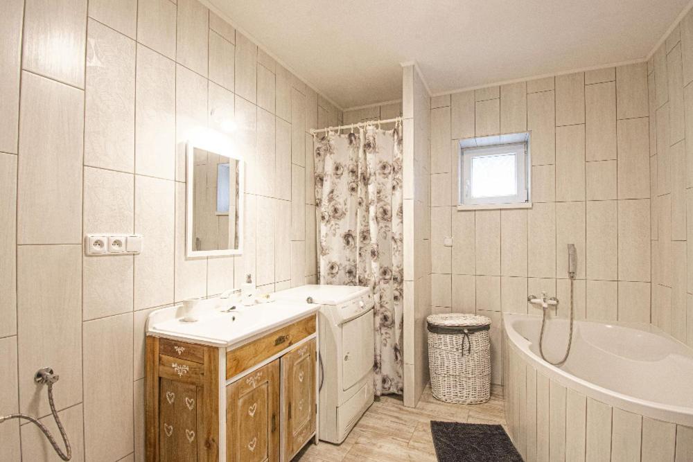 Apartman 2Kk Zlamanka Kroměříž Eksteriør billede